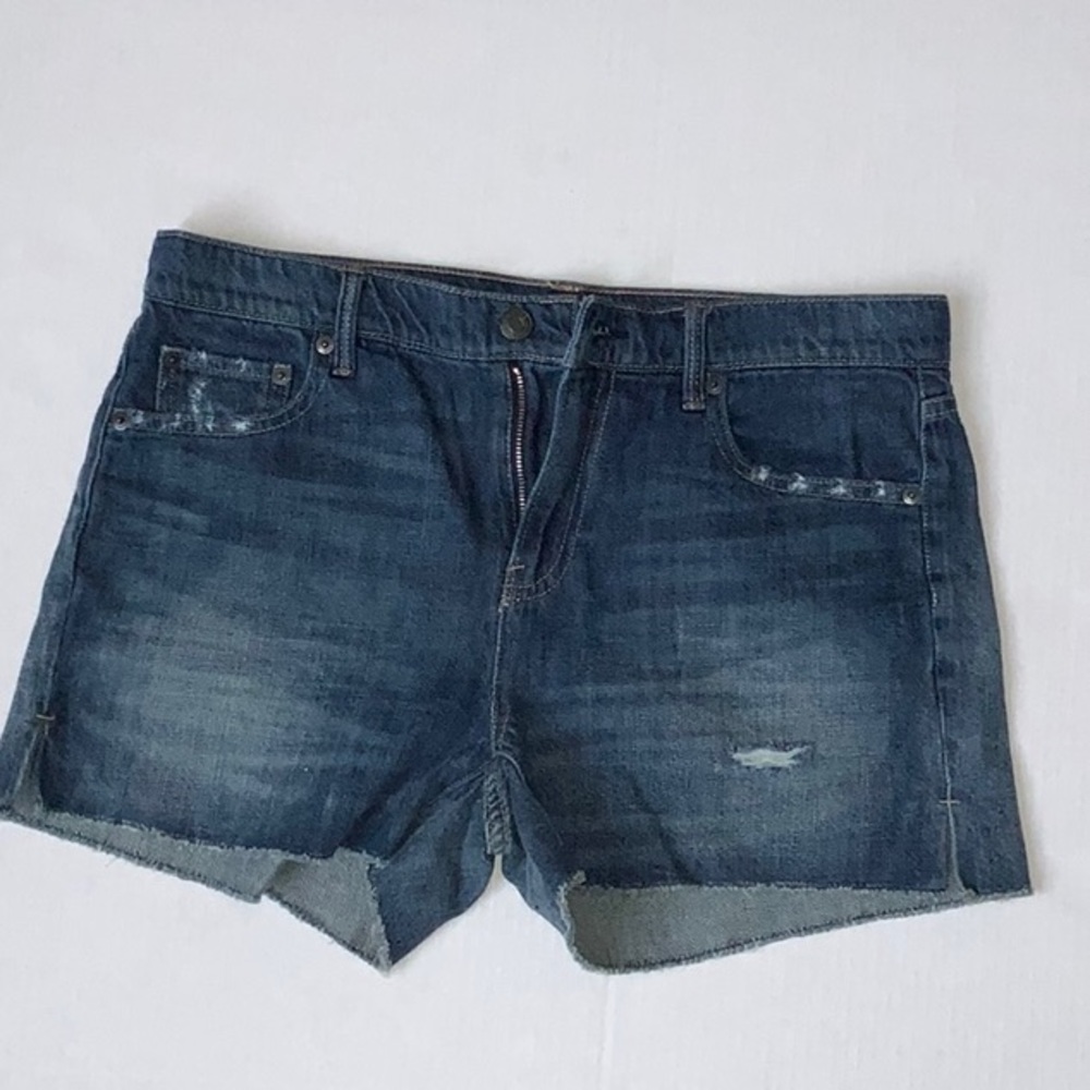 NWOT Gap Shorts Blue Denim Jean Shorts - Size 27